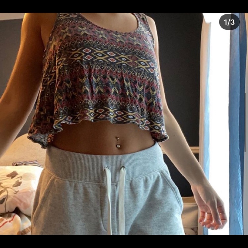 flowy crop shirt